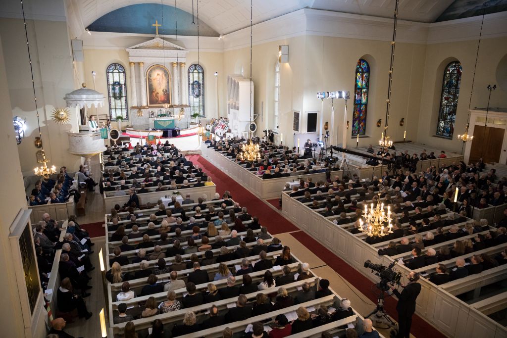 Tuomiokirkon yleiskuvaa