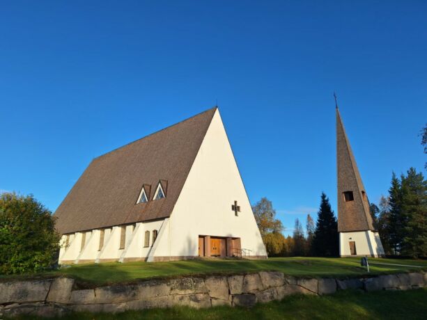 Piispa Jukka Keskitalo piispantarkastukselle Sallaan 26.-28.9.